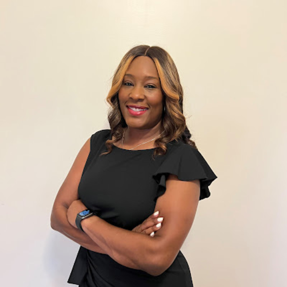 Meet your Posher, Monica